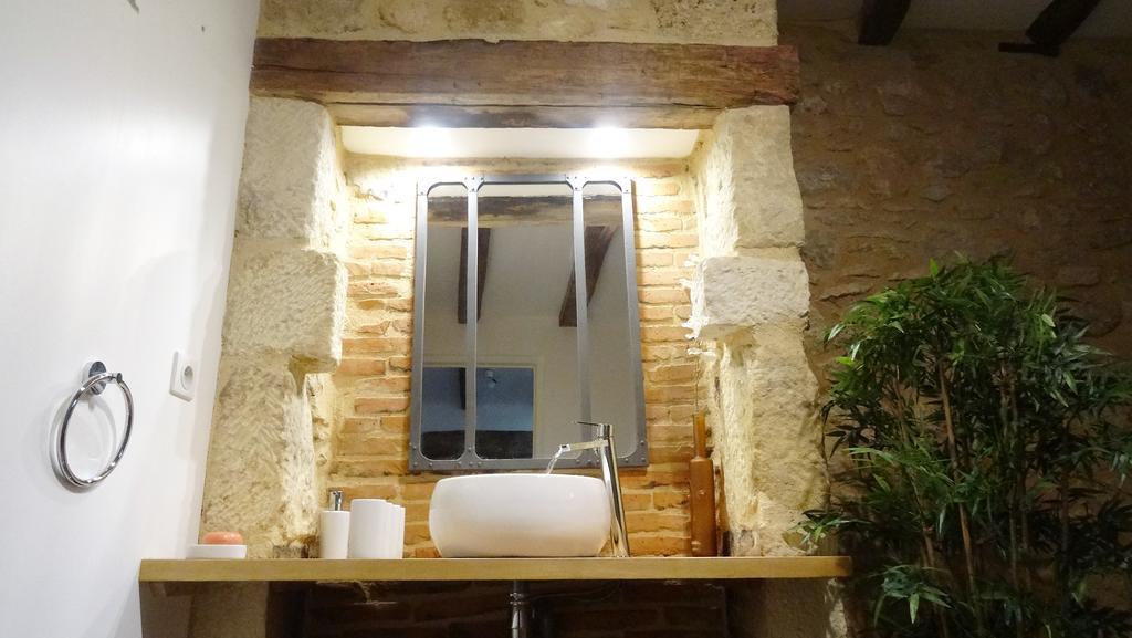 Holiday home Au Pied Du Chateau - 5 A 11 Personnes - Baignade-canoe-piste Cyclable A 100 M *